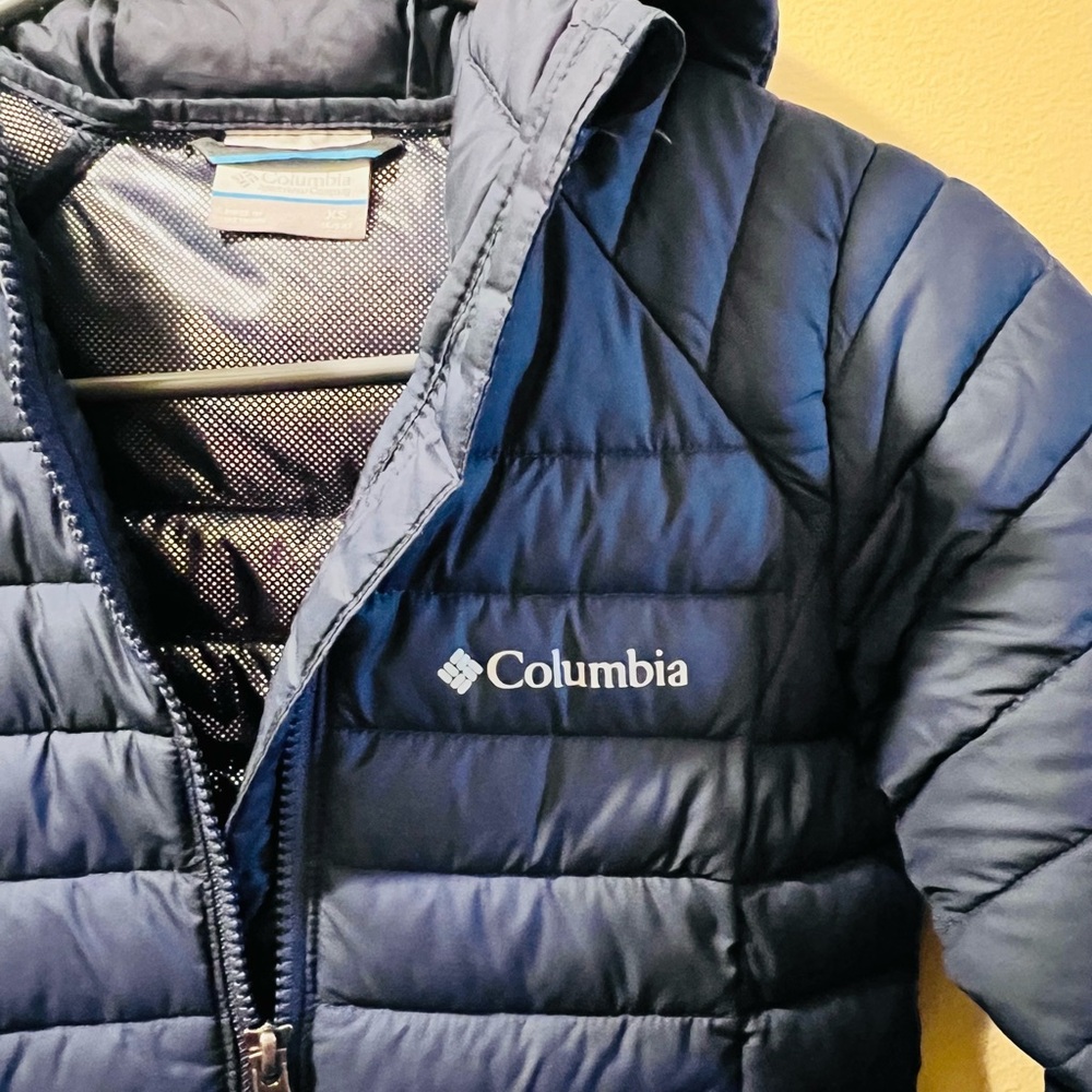 Columbia Jacket - Picture 2 of 5